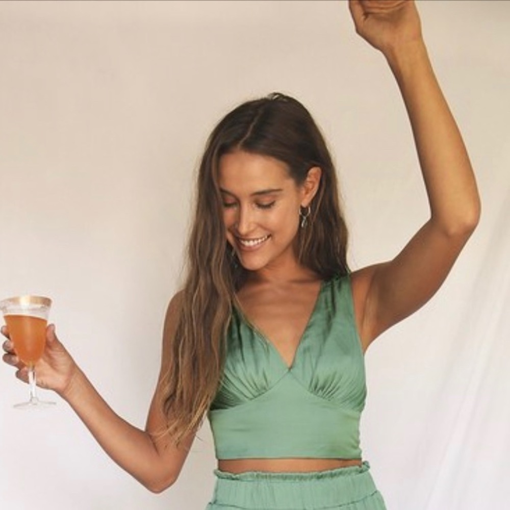 NWOT Lulus Satin Green Crop Top